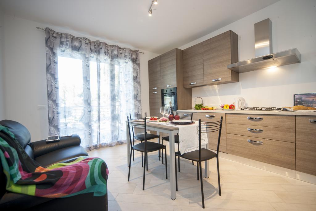 Appartamenti Residence Giardini リッチョーネ エクステリア 写真