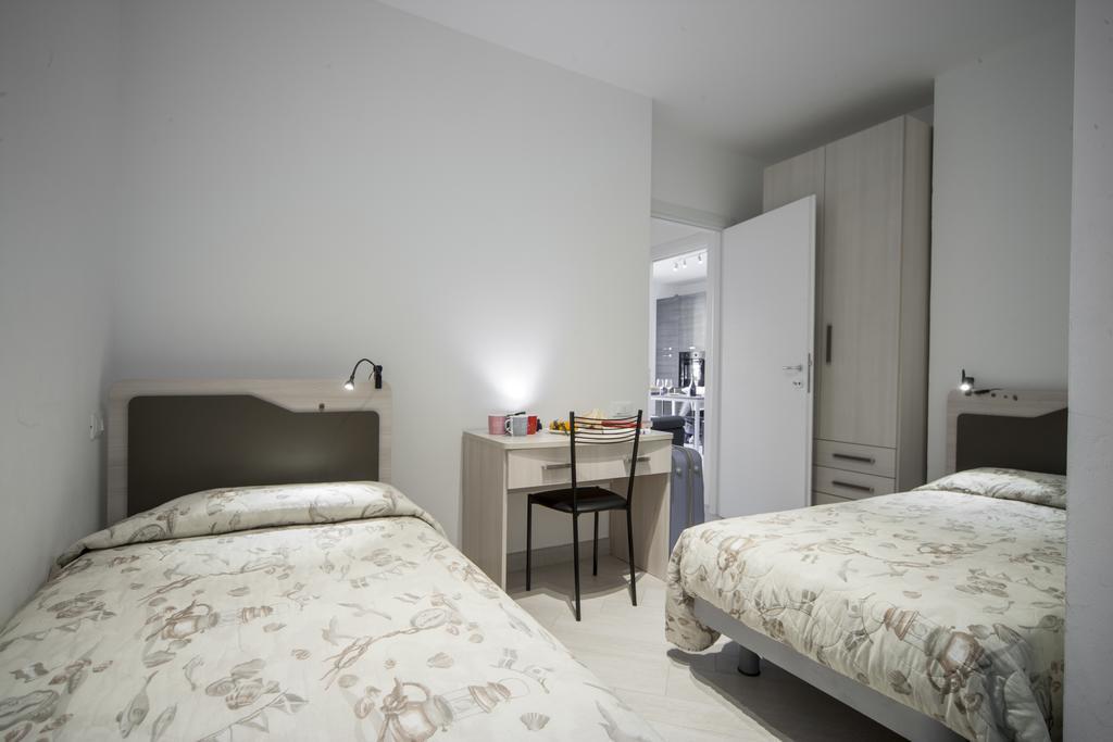 Appartamenti Residence Giardini リッチョーネ エクステリア 写真