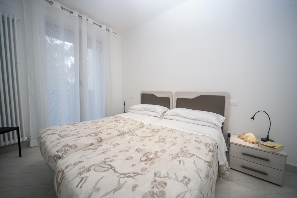Appartamenti Residence Giardini リッチョーネ エクステリア 写真